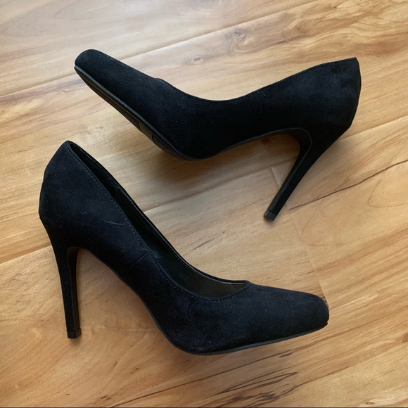 Lauren Conrad Black Heels - Picture 1 of 5